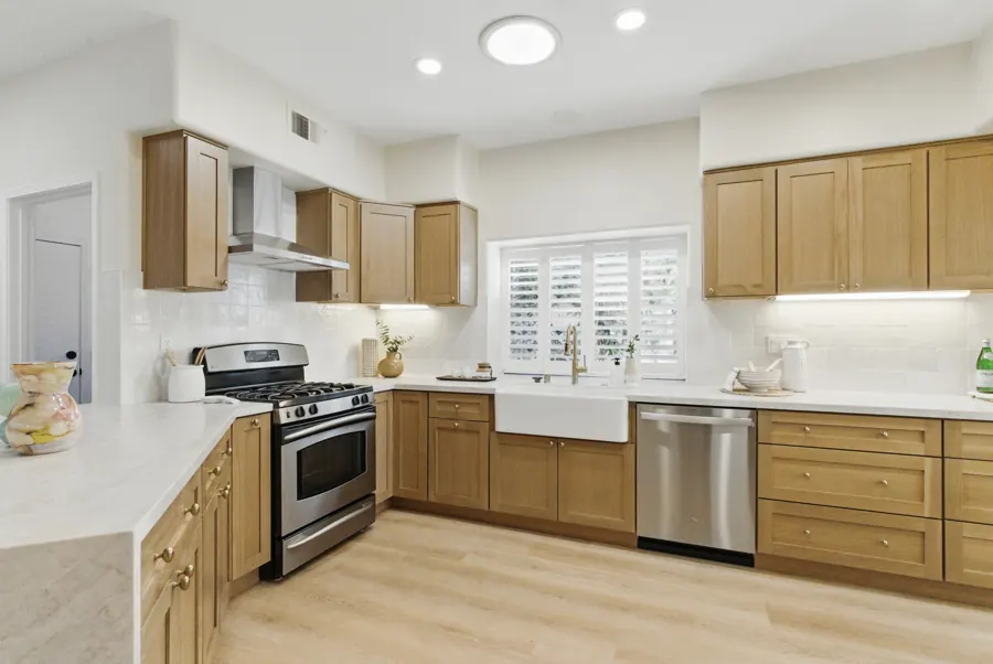 Kitchen range and farmhouse sink wall